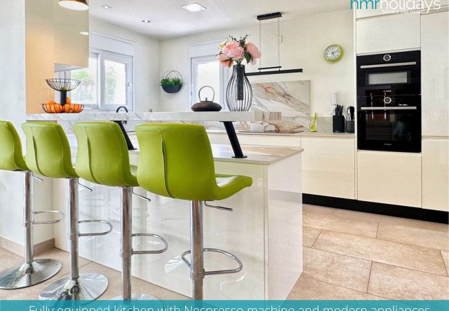 Villa in Moraira - Villa La Colina Villa in Moraira - Villa La Colina