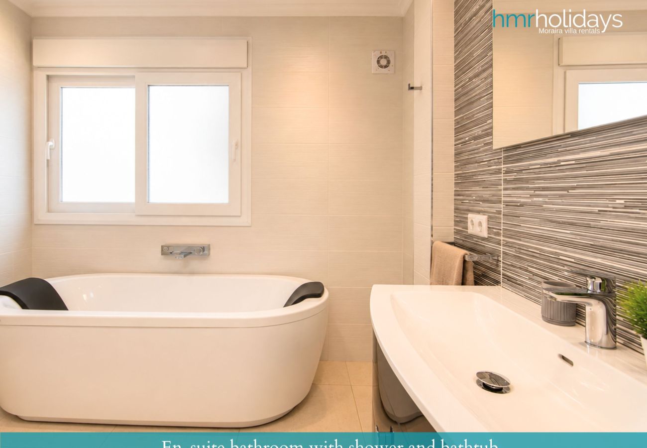 Apartment in Moraira - Penthouse Guatipiti